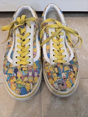 Vans Simpsons Pattern Low-Top Sneakers with Yellow Laces